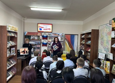 В рамках проекта, посвященного 90-летию Альберта Лиханова и 80-летию Победы в Великой Отечественной войне 30 января 2025 года провели для учен...