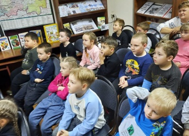 16 апреля 2025 года провели библио-квест &laquo;Приключения Колобка&raquo;&nbsp; с воспитанниками старшей группы &laquo;Улыбка&raquo; детского сада...