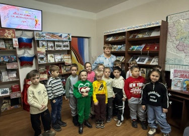 26 ноября 2025 года прошёл час поэзии &laquo;Всё на земле от материнских рук&hellip;&raquo; для воспитанников подгото...